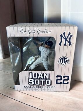 NIB JUAN SOTO 22 Collectible Statue Figurine New York Yankees MLB Memorabilia